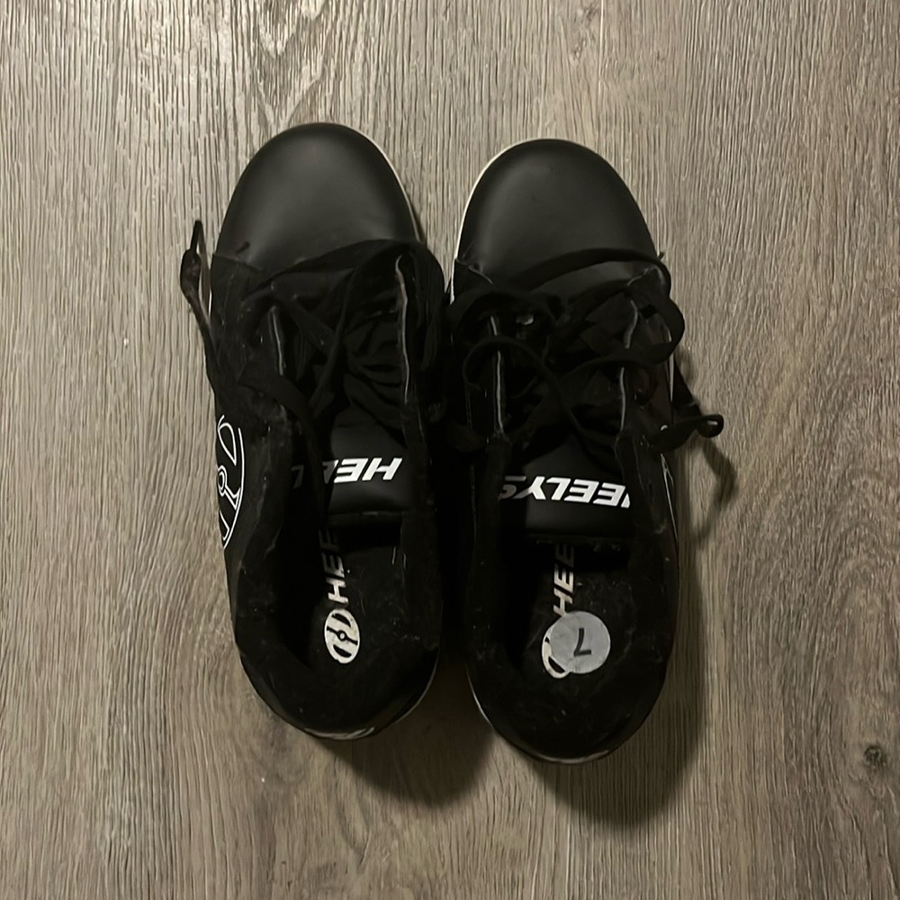 Heelys shoes
